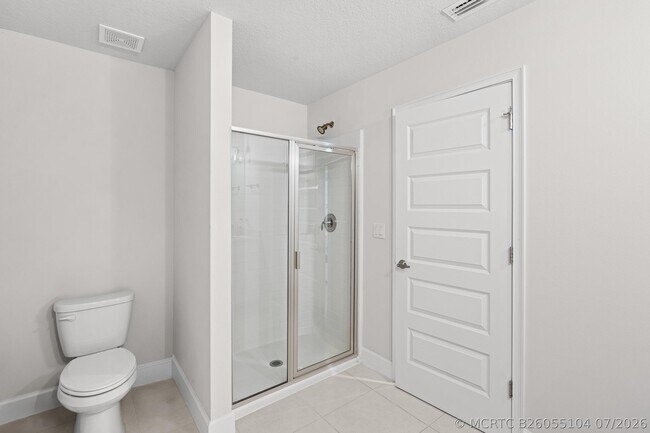 Building Photo - 692 NE Turtleback Trail