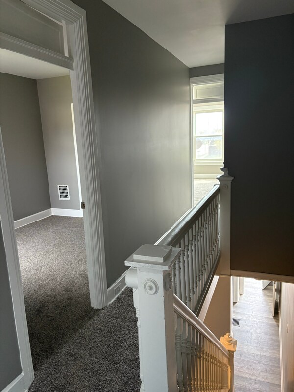 Building Photo - 640 Kelker St