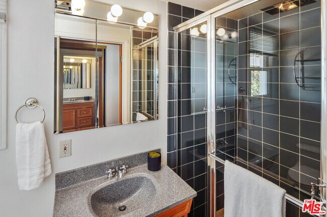 Building Photo - 17452 Revello Dr