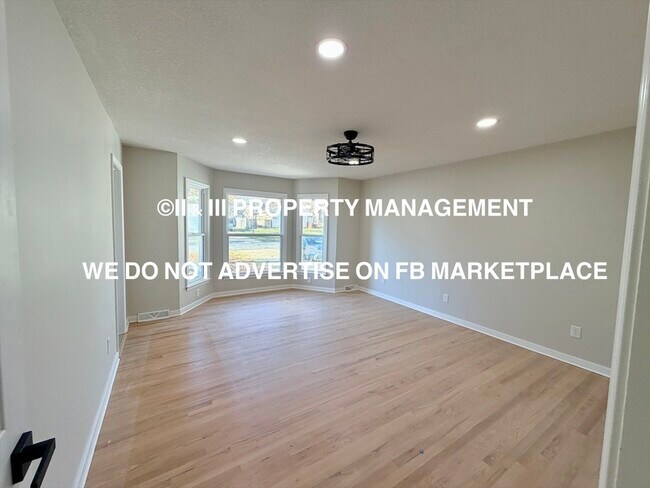 Building Photo - 9209 Hayes Dr