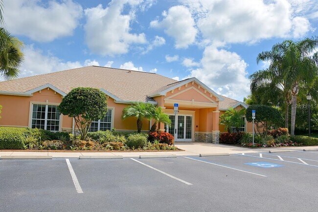 Building Photo - 7222 Hamilton Rd