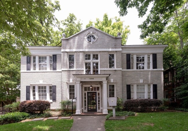 Primary Photo - 1208 Virginia Avenue NE