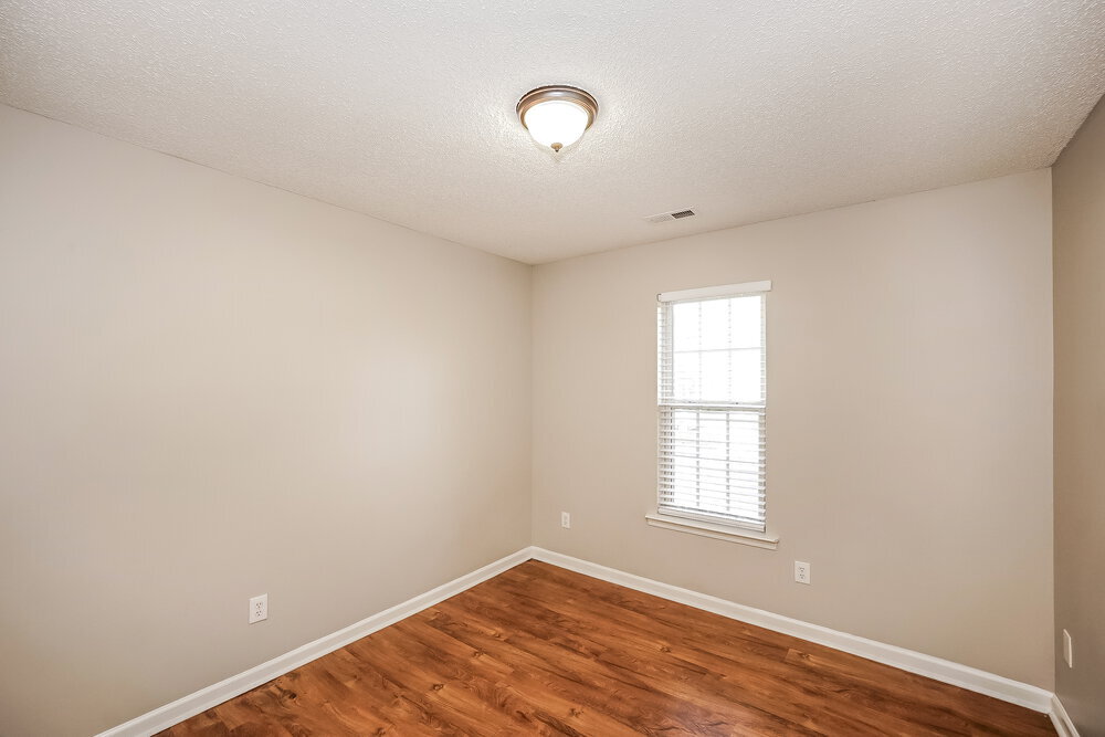 Building Photo - 1039 Sandy Point Dr SW