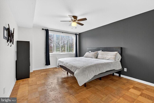 Building Photo - 1900 Lyttonsville Rd