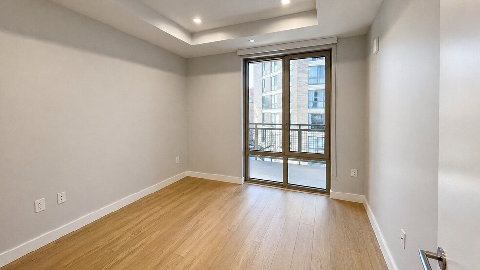 Building Photo - 1224 M St NW