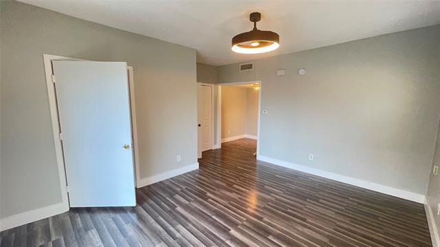 Building Photo - 5837 Velasco Ave