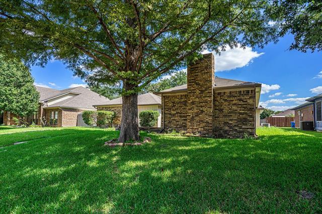 Building Photo - 3420 Jonquil Ln