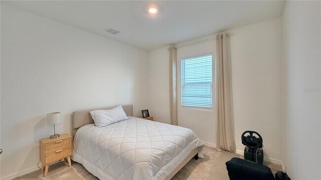 Building Photo - 5723 Cattle Rnch Dr