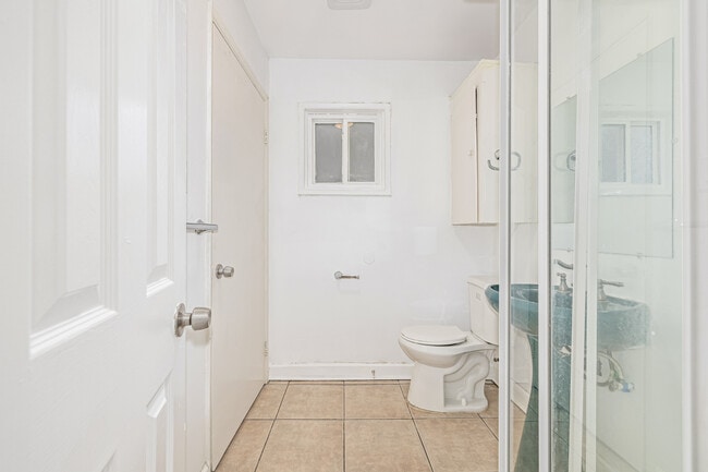 Building Photo - 4516 N 8th Pl