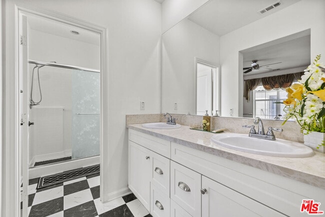 Building Photo - 21757 Bene Dr