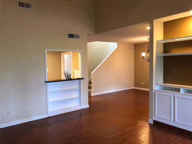 Building Photo - 7655 S Braeswood Blvd