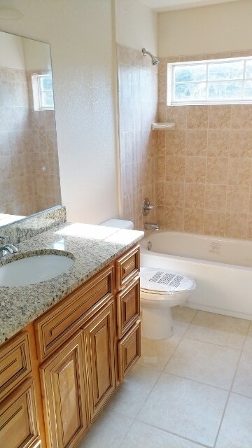 Building Photo - Newer 3/2 Townhome in Inverness!!!