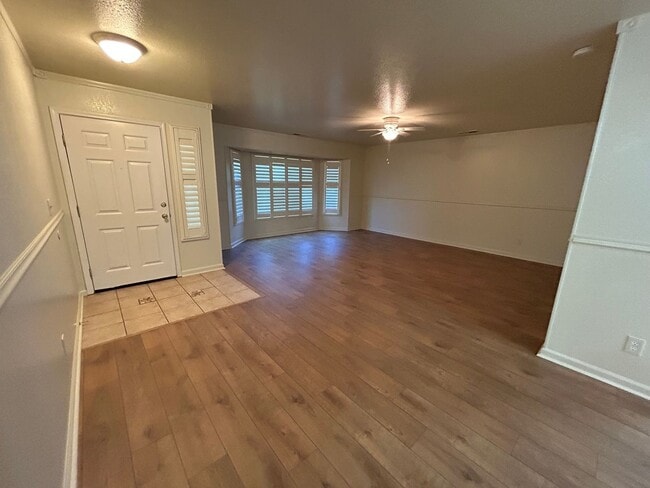 Building Photo - 3 Bedroom Home for Rent in Anderson CA | Large Family Room, 2 Car Garage, Pet Friendly