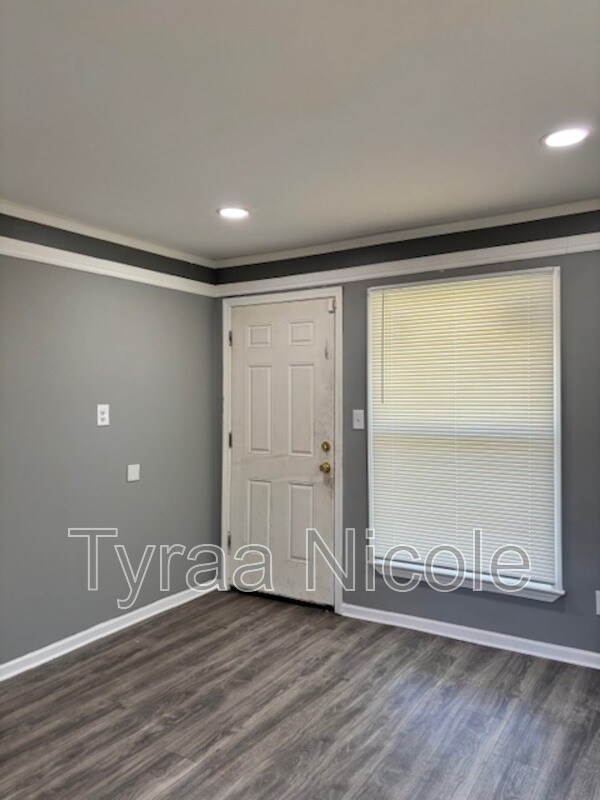 Building Photo - 19144 Moross Rd