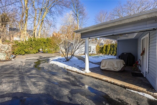 Building Photo - 230 San Gabriel Dr