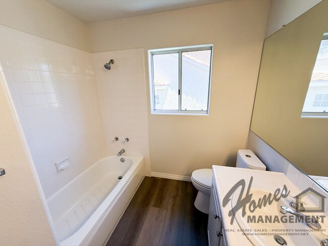 Building Photo - Homes Management - Carlsbad Home with Ocean View