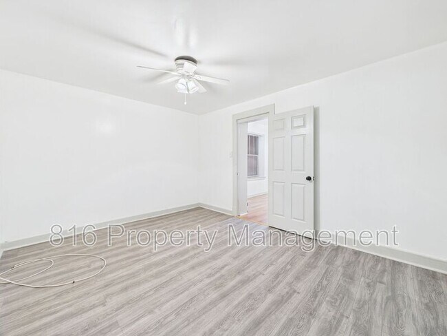 Building Photo - 2710 Park Ave