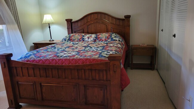 Building Photo - Annual turnkey/seasonal furnished ground f...