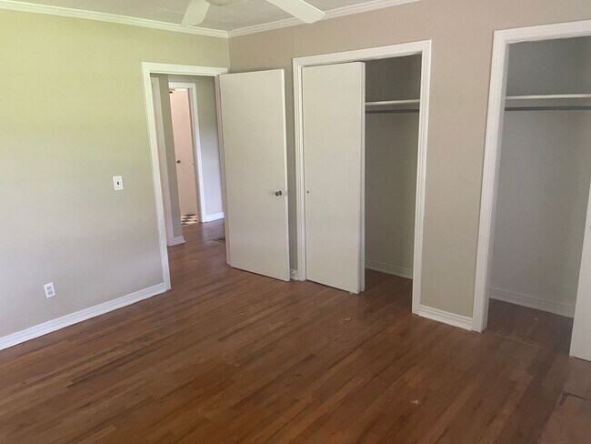 Building Photo - Great house on a large lot in Beauregard.