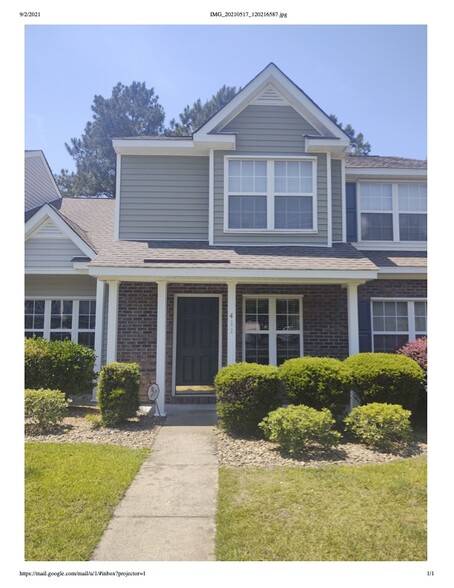 Front - 411 Seabert Rd