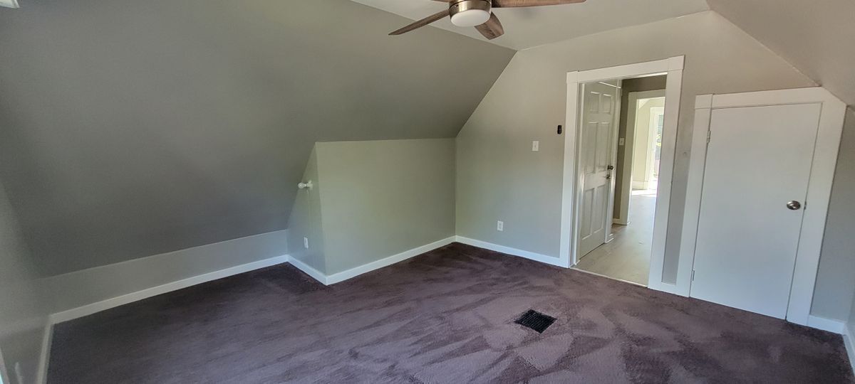 Building Photo - 1042 N Clarkson St