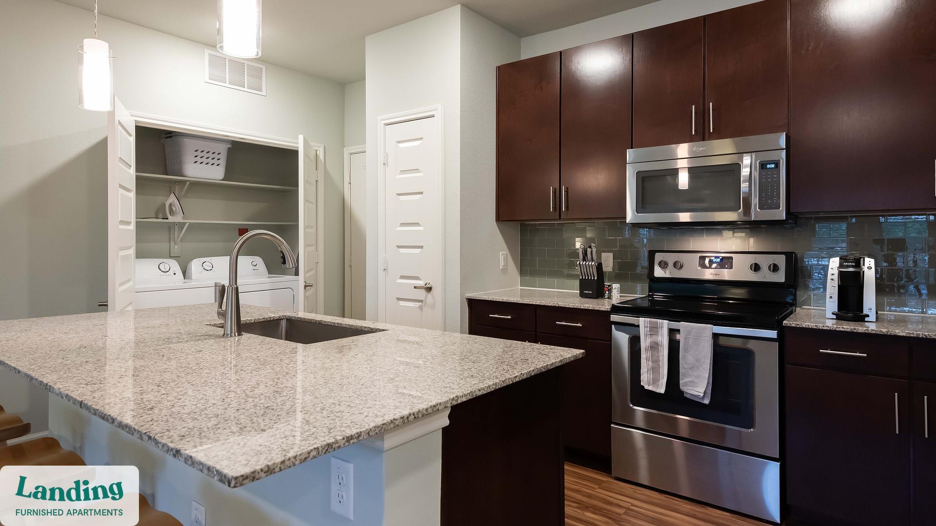 Building Photo - 715 W Slaughter Ln