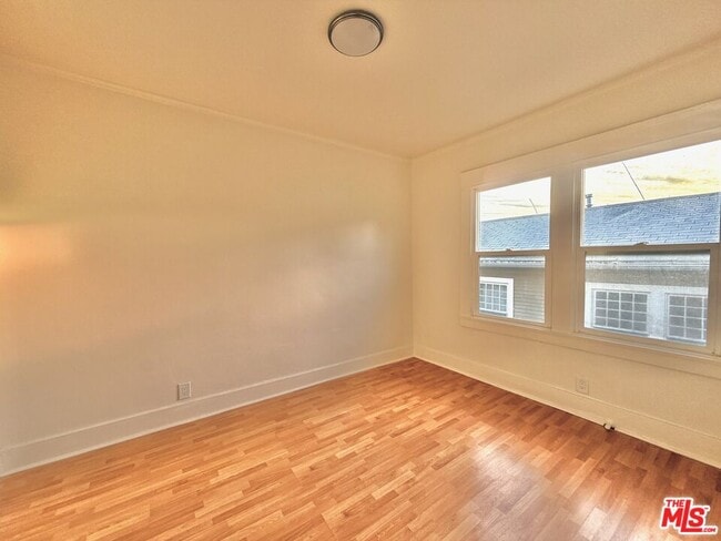 Building Photo - 1922 Preston Ave