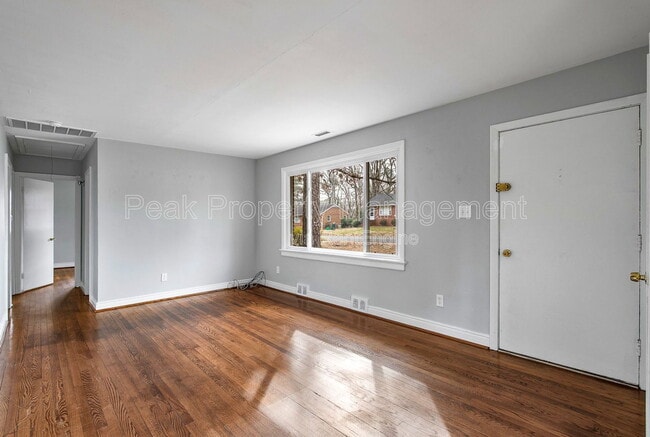 Building Photo - 8518 Mark Lawn Dr