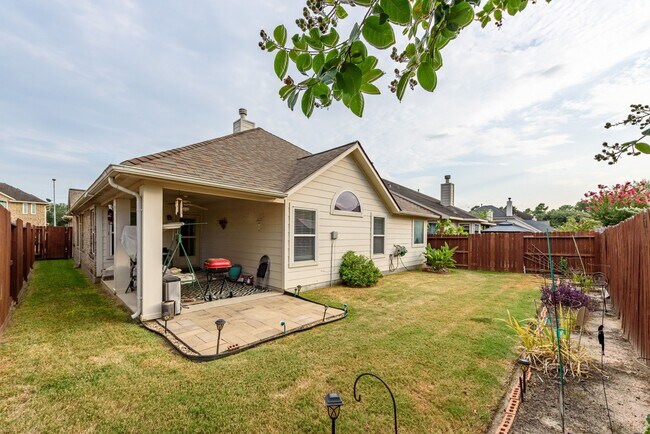 Building Photo - 8306 Calico Canyon Dr