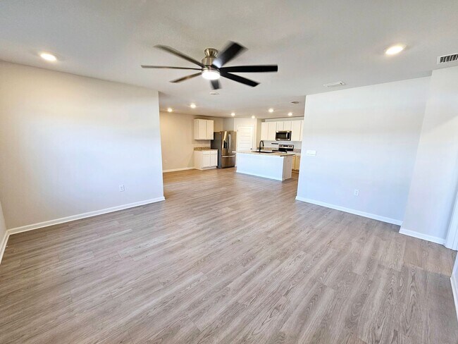Building Photo - Spacious Modern Home w/Great Community Amenities! *1/2 OFF Security Deposit for A-D Military!*