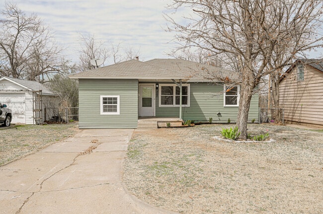 Primary Photo - 727 NW 97th St