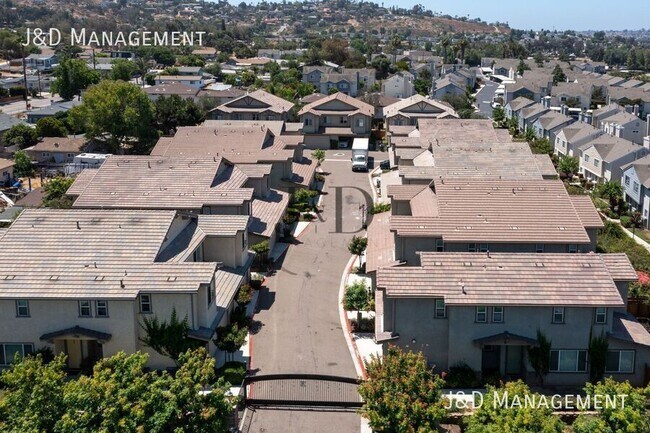 Building Photo - 8955 Valencia St