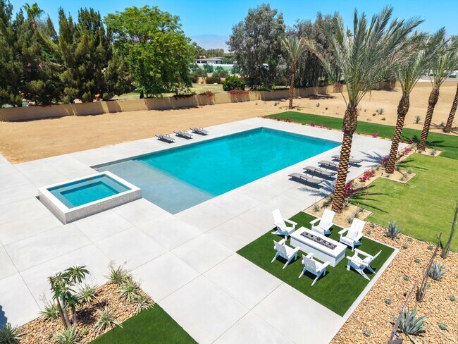 Building Photo - 80805 Vista Bonita Trail