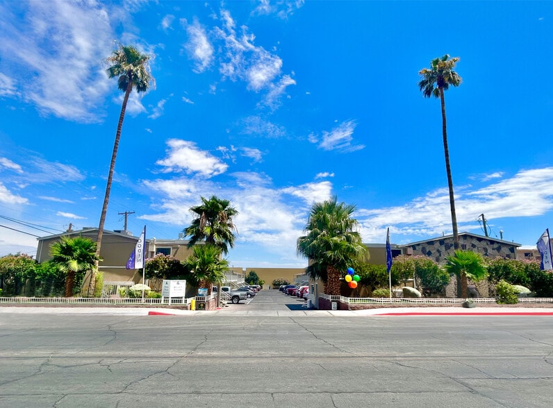 Ogden Villas 110 N 15th St Las Vegas NV 89101 Apartment Finder