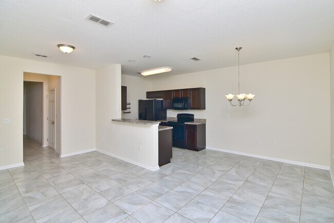 Building Photo - 79 Moultrie Village Ln