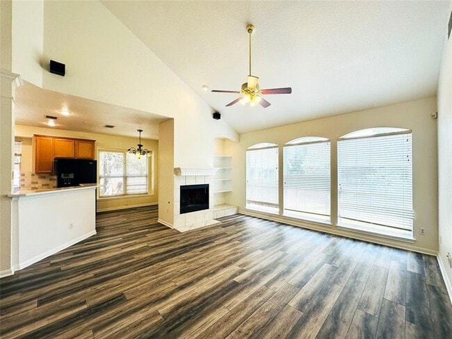 Building Photo - 13413 Creole Cove