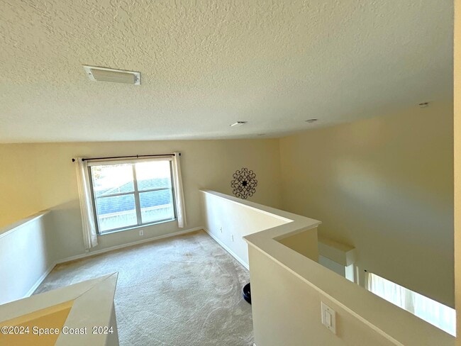 Building Photo - 6991 Hammock Trace Dr