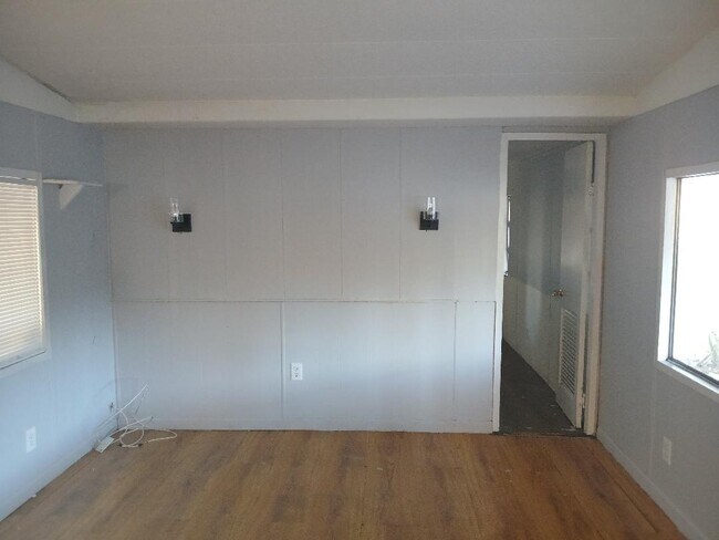 Building Photo - 5231 80th St N