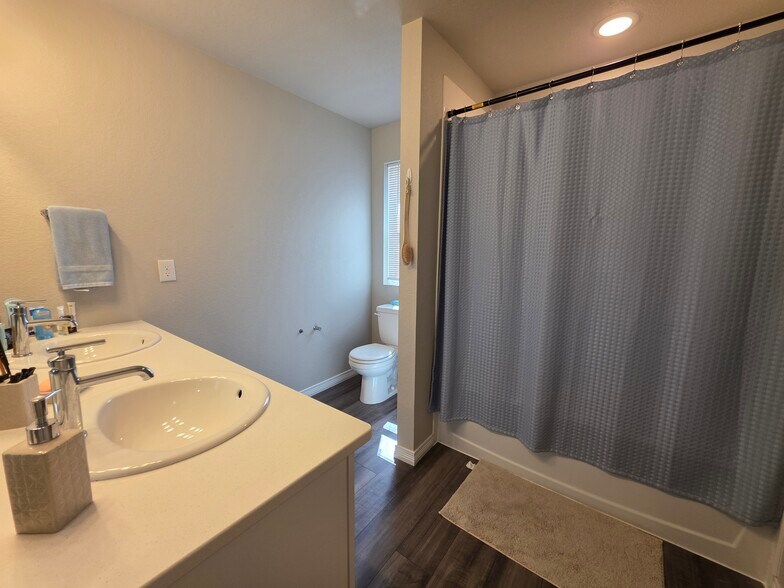Building Photo - 11436 Piping Plover Pl