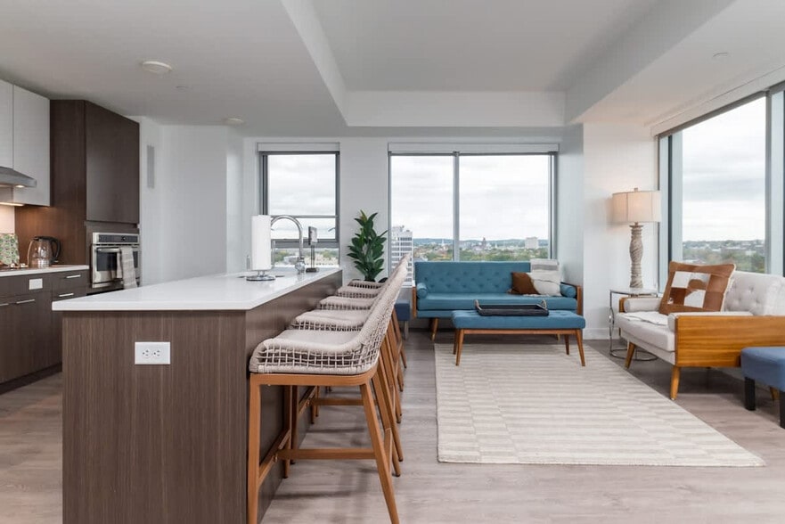 Building Photo - 425 Massachusetts Ave