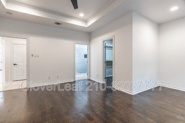 Building Photo - 103 Silver Terrace