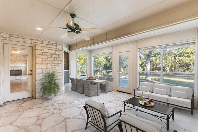 Building Photo - 6901 Bright Star Ln