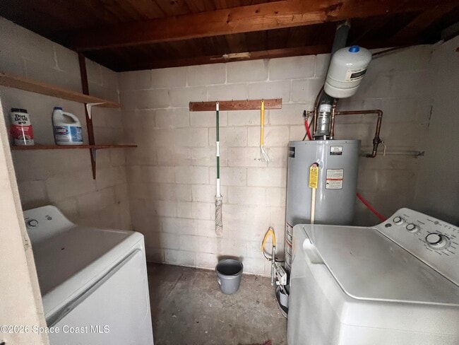 Building Photo - 2807 Tropic Rd