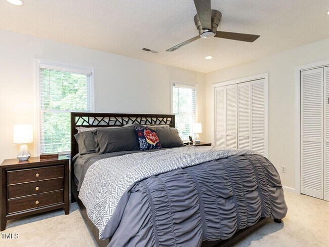 Building Photo - 4646 Fawnbrook Cir