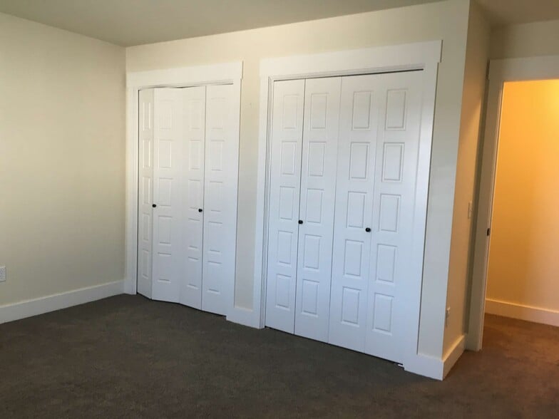Upstairs Bedroom - 1711 Lone Pine Dr