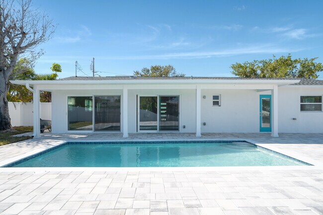 Building Photo - 4107 Miller Dr