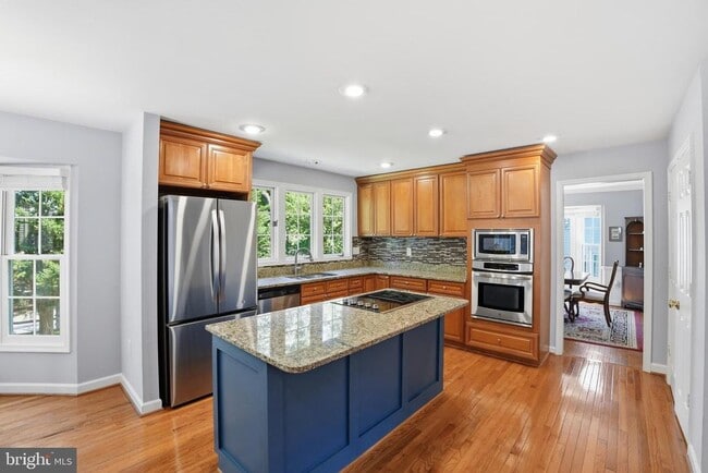 Building Photo - 14332 Cartwright Way