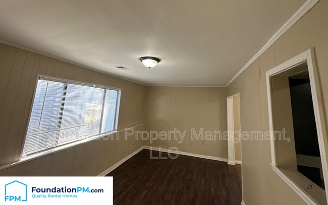 Building Photo - 3552 Suzanne Dr