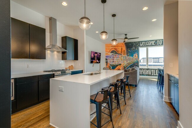 Building Photo - 2910 Felicia St