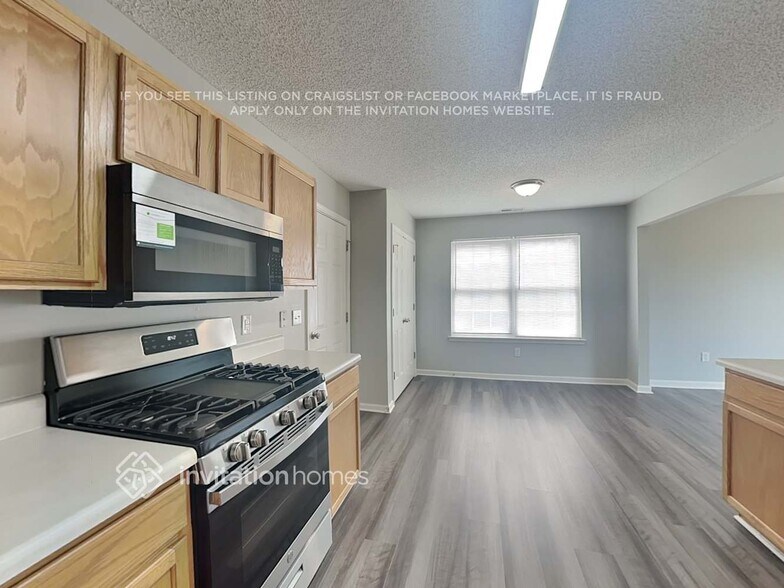 Building Photo - 1009 Fort Clapsop Ct